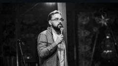 Артур Петров під час виступу