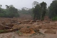 இலங்கையில் வரலாறு காணாத வெள்ளம்