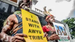 Warga dari masyarakat adat suku Awyu di Papua menyatakan dukungannya atas penolakan proyek perkebunan sawit di Distrik Fofi, Kabupaten Boven Digoel.