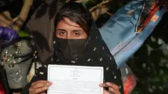 Nazdana, Taliban, hukum.