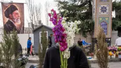 'हा आमचा शेवटचा नवरोज नसावा', युद्धाच्या छायेतील इराणी नागरिकांना असं का वाटतंय?