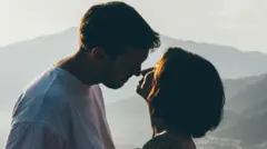 किस करना