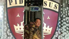 Febrie mengatakan tetap menghormati setiap proses penegakan hukum yang dilakukan aparat penegak hukum yang sesuai dengan ketentuan hukum acara yang berlaku serta menegaskan hingga saat ini dirinya masih menjalankan tugas dan Jampidsus tetap fokus untuk penyelesaian pemberkasan perkara khususnya yang menjadi perhatian publik.
