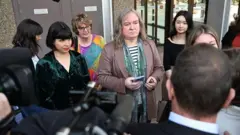 रॉक्सेन टिकल