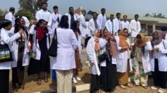 Abanyeshure bo muri Sudan baje kurangiriza amasomo mu Rwanda kubera intambara mu gihugu iwabo, August 2023