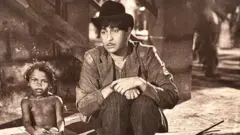 ફિલ્મ ‘આવારા’ના એક દૃશ્યમાં રાજ કપૂર