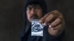 போதைப் பொருள், கோலிவுட், பாலிவுட், ஹாலிவுட், நடிகர் ஸ்ரீகாந்த் 