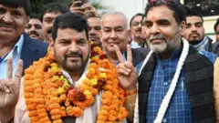 बृजभूषण शरण सिंह यांची महिला कुस्तीपटूंच्या लैंगिक छळ प्रकरणातून निर्दोष मुक्तता