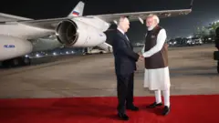 પુતિનની ભારત યાત્રા, નરેન્દ્ર મોદી, ભારત અને રશિયા આર્થિક સંબંધ, ભારત રશિયા સંરક્ષણ સંબંધ, એસ-400, એસયુ-57, સુખોઈ 57, પશ્ચિમી દેશોમાં અસહજતા, બીબીસી ગુજરાતી આંતરરાષ્ટ્રીય સમાચાર 