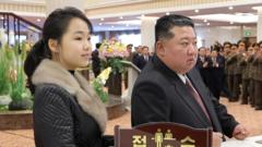 金正恩氏の10代の娘、後継者に「内定段階」　韓国情報機関が説明