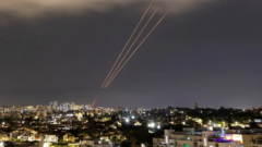 이스라엘 아슈켈론에서 미사일 방어 시스템이 발사되고 있다