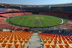 ક્રિકેટ સ્ટેડિયમ