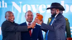 መራሒ ደቡብ ሱዳን ሳልቫኪር (የማን) ፕረዚደንትነት ማሕበረሰብ ምብራቕ ኣፍሪቃ ካብ መራሒ ብሩንዲ ኤቫርስቴ ንዲያሺሚዬ (ጸጋም) እንትርከብ