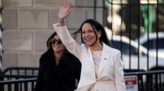 El "breve y atípico" encuentro en la Casa Blanca entre Donald Trump y María Corina Machado