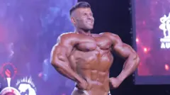 Джої Фаррелл є одним із приблизно пів мільйона людей у ​​Великій Британії, які вживають анаболічні стероїди