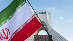  د تهران د ازادۍ میدان