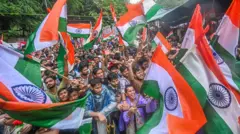 युवाओं की मांग है कि शिक्षा मंत्री धर्मेंद्र प्रधान इस्तीफ़ा दें या उन्हें पद से हटाया जाए