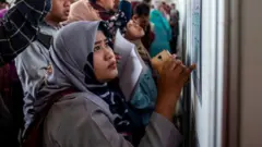 Pencari kerja di Indonesia