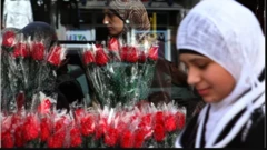 Qofka ajnabiga ah ayaa laga doonayaa in uu Israa'iil soo wargaliyo markuu la haasaawayo qof falastiini ah