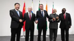 2019-cu ildə BRICS ölkələrinin başçıları G20 sammitində görüşərkən.