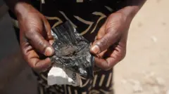 Taba ni wọn mọ ni Gambia bii gbajumọ oogun to le ṣẹgun irẹwẹsi, amarayagaga to daa fun ilera, pẹlu bawọn dokita ṣe n kilọ fun wọn to pe ki wọn yee lo o.