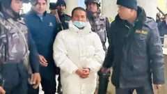 प्रहरीले रामबहादुर बमजनलाई बिहीवार सर्लाही जिल्ला अदालतमा पेस गरेको थियो 