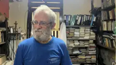 Zislao Ksiasek em seu escritório