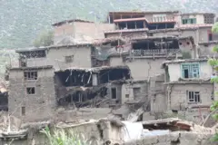 Restos de una aldea en ruinas.