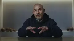 César Fierro aliachiliwa huru mnamo 2020 baada ya kukaa gerezani kwa zaidi ya miaka 40. Hadi sasa, hajapokea msamaha wa umma kutoka kwa mamlaka.