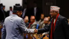 प्रचण्ड र ओली