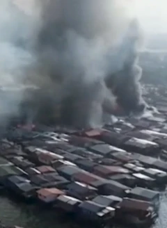 மலேசியாவில் தீ விபத்து - டிரோன் காட்சிகள்