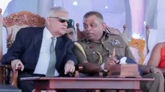 දේශබන්දු තෙන්නකෝන් පොලිස්පති ධූරයේ කටයුතු කිරීම වළක්වාලමින් ශ්‍රේෂ්ඨාධිකරණය අද (ජුලි 24 වැනිදා) අතුරු තහනම් නියෝගයක් නිකුත් කළේය.