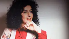 نرگس محمدی