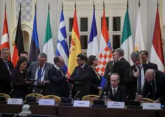 AB dışişleri bakanları en son 31 Mart'ta Ukrayna'nın başkenti Kiev'de düzenlenen gayriresmi bir toplantıda bir araya gelmişti