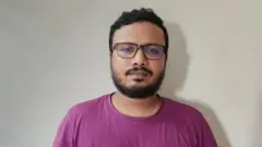 अविरूप सरकार