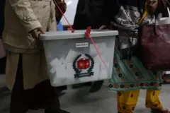 নির্বাচন পর্যবেক্ষক’ হিসেবে এখনও কোন বিদেশি আবেদন করেনি। 