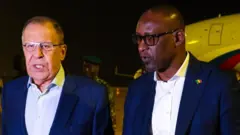 Sergei Lavrov (ibumoso) na Abdoulaye Diop