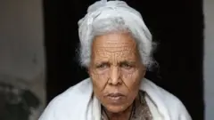 ወ/ሮ መሠረት አዲስ