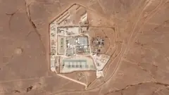 Abategetsi ba Amerika bavuze ko ikigo cyatewe ari ikitwa Tower 22