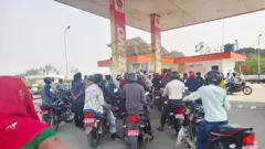 सुनौलीको पेट्रोल पम्प