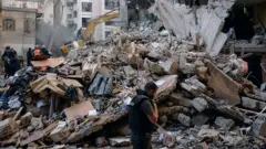 इस्रायलने लेबनॉनवर हवाई हल्ले केले 