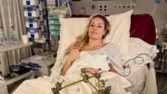 «Впереди — долгий путь». Горнолыжница Линдси Вонн перенесла три операции после падения на Олимпиаде, ей предстоит еще минимум две