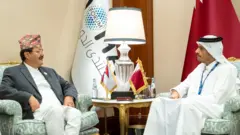 कतारका प्रधानमन्त्री शेख मोहम्मद बिन अब्दुल रहमान अल–थानी र एनपी साउद