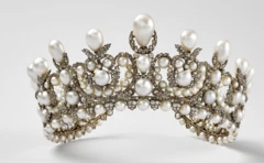 Tiara usada pela imperatriz Eugênia