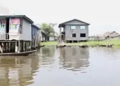 Ụlọ dị na ikpere mmiri