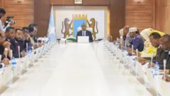 Paarlaamaan Somaaliyaa waliigaltee waraanaa Tarkii waliin mallattaa'e raggaasise