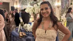 રેશ્મા સૌજાની 'ગર્લ્સ હૂ કોડ'નાં વડાં છે. તેઓ પહેલાં ભારતીય અમેરિકન મહિલા છે જેમણે વર્ષ 2010માં અમેરિકાની કૉંગ્રેસ માટે દાવેદારી કરી હતી