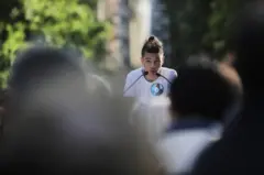 اولیویه گروندو که ۹۰۰ روز در ایران زندانی بود خواستار توقف حکم اعدام وحید بنی عامریان شد