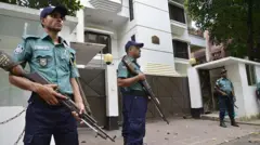 মিয়ানমার দূতাবাসের বাইরে সশস্ত্র প্রহরা।
