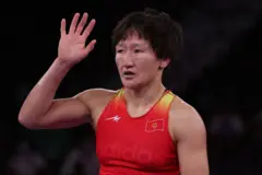 Айсулуу Тыныбекова күмүш медаль алды 